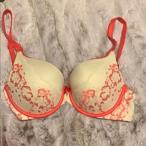 Victoria’s Secret Body by Victoria Perfect Shape